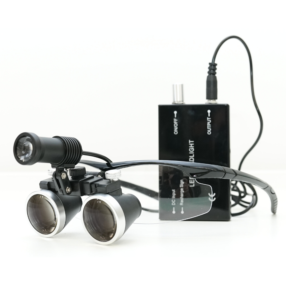 Dental Surgical Loupes With LED Light and Battery - 3.5X – IDP Dental Store